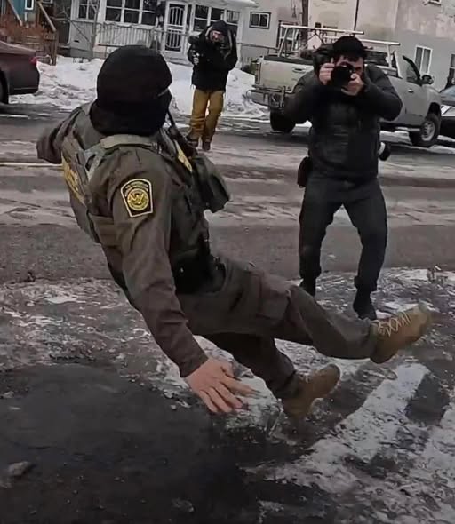 You are currently viewing Why Turning Down The Volume on ICE (and praying) is Mis-information (Or How Good People Spread Bad Ideas)